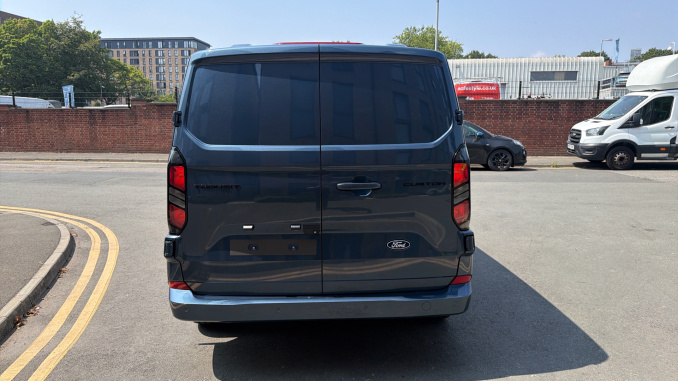 Ford Transit Custom 280 L1 Diesel Fwd 2.0 EcoBlue 136ps H1 Van Limited Auto - Image 11